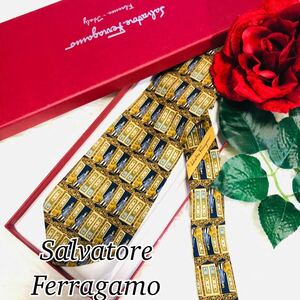 Salvatore Ferragamo サルヴァトーレフェラガモ メンズ 男性 紳士 ネクタイ 総柄 人 動物 虎 グリーン 緑 ネイビー 紺 美品 剣先 9.4cm