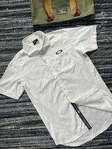 新品同様 超美品 定価12,100円 OAKLEY オークリー 半袖シャツ Bark Aero Grid Woven Shirts 半袖シャツ sizeМ ホワイト 401895JP 正規販売_画像5