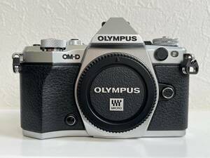 [ утиль ] Olympus OLYMPUS OM-D E-M5 Mark II * бесплатная доставка *