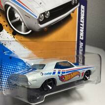 ☆ホットウィール☆ '70 ダッジ ヘミ　チャレンジャー 白　レースチームシリーズ Hot Wheels _画像4