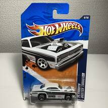 ☆ホットウィール☆ プリマス　ダスター　スラスター　白　Hot Wheels _画像2