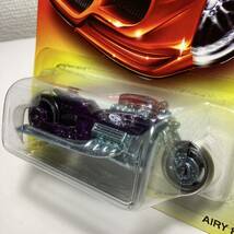 【Walmart限定】☆ホットウィール☆ アイリー　8 RED CARD SERIES レッドカード　Hot Wheels _画像3