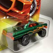 【Walmart限定】☆ホットウィール☆ '63 シェビー　インパラ　RED CARD SERIES レッドカード　Hot Wheels _画像4