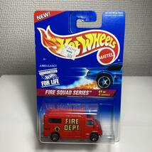 ☆ホットウィール☆ アンビュランス　赤　Hot Wheels _画像2