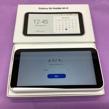 ■Galaxy ギャラクシー 5G Mobile Wi-Fi SCR01 White 本体のみ 通電確認済み SIMなし IMEI〇 中古品 /0.26kg■_画像1