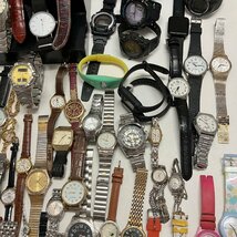 ◆【ジャンク品】 ブランド腕時計 大量 まとめ売り 約137本 約8.3kg SEIKO/CASIO/CITIZEN/DIESEL その他多数 ヴィンテージ 電池切れ 現状品_画像5