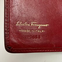 ◆【現状品】 Salvatore Ferragamo フェラガモ 手帳ケース 手帳カバー イタリア製 6穴 225663 レッド系 赤 レザー 革 M/S60516/3/0.2_画像5