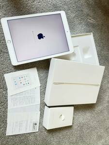 Apple iPad Air 2 Wi-Fi+Cellular 16GB AU ゴールド