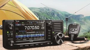 IC-705　ICOM HF～430MHz10Wオールモード 移動やQRPに 沖縄＆離島以外送料無料　