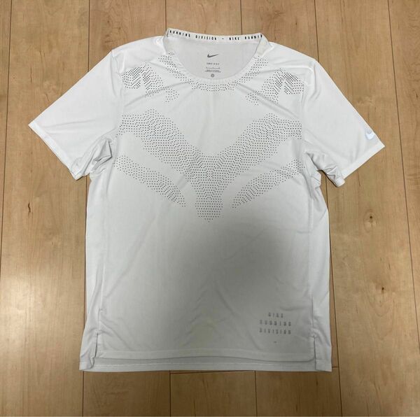 NIKE ナイキ ランディビジョン Tシャツ ホワイト Sサイズ 超美品 半袖