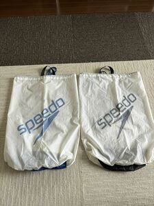 speedoスピード水泳　ウォータープルーフサック2個セット黒ブラックブルー青スイミングスクールリュック巾着ポーチバッグプールサイド