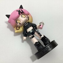 POP MART × AZURA ワードローブ シリーズ　Cute & Cool Girl　全高約9.5cm　ポップマート　アズラ_画像2