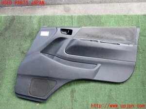 2UPJ-99201234]ハイエースバン200系(KDH206V)右前ドア内張り 中古