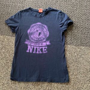 ナイキ　NIKE レディース　tシャツ　ネイビー