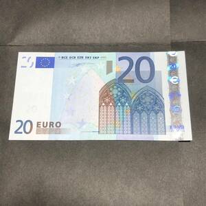 E008 euro note total 20 euro minute 