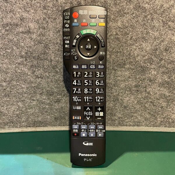 Panasonic TVリモコン N2QAYB000588