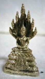 真鍮製　ブッダ・釈迦如来像１　豆仏像