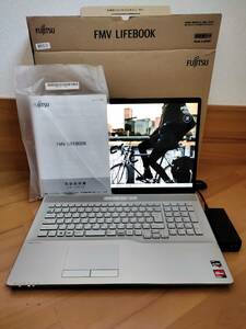 【展示品】富士通 FMV LIFEBOOK NH90/F3 FMVN90F3G Ryzen 7 5800U/メモリ 16GB/SSD 512GB/ブルーレイ/17.3型 光沢/win11/Office 21年製