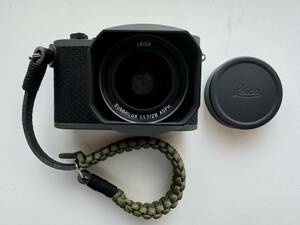 ライカ Leica Q2 Reporter 19063 中古美品 予備バッテリー UVフィルター ハンドストラップ SDカード付き