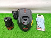 中古品 BOSCH ボッシュ 10.8V コードレス セーバーソー 1.3Ahバッテリ×2個付 GSA10.8V-LI_画像9