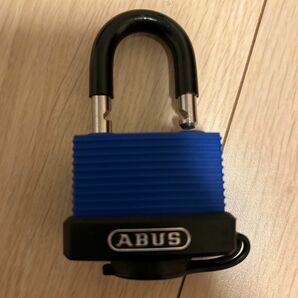 南京錠　美品　防水　ABUS キー3本付