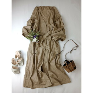 JEANASIS Jeanasis [......... woman ..!] cotton flax . no color volume sleeve long shirt One-piece beige (38K+9932)