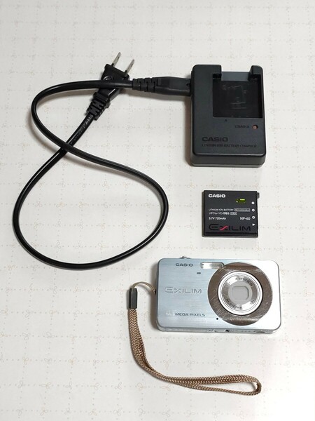 CASIO EXILIM EX-Z80 コンパクトデジタルカメラ 送料無料