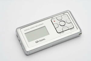 Qriom YVR-R304 ICレコーダー ボイスレコーダー ジャンク 送料140円