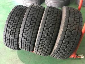 To235A4-4-5 ☆235/70R17.5 中古4本♪ 2022年製 トーヨー M626 2022年製 残溝15ｍｍ♪ k140