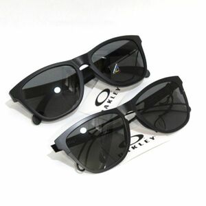  Oacley ×f rug men toOAKLEY FRAGMT EDITION FROGSKINS sunglasses 2 piece set new goods limited goods black 