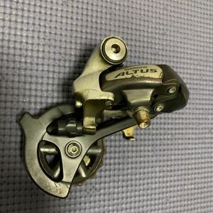 シマノ　リアディレイラー SHIMANO ALTUS