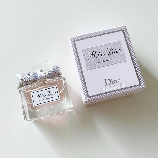 Miss Dior ミスディオール オードゥパルファン 5ml ミニボトル 