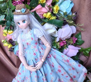 アゾン４５用の服AF304（ｆ・桜白）ＭＤＤ・ＤＤＰ・オビツ５０にも