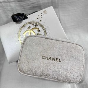 CHANEL シャネル 2023 コフレ 中身なしポーチのみ ホワイト ツイード 新品未使用♪