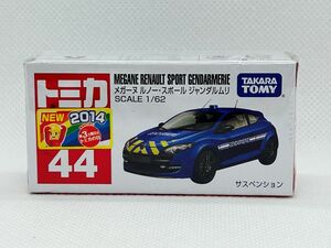 トミカ44 メガーヌ ルノー・スポール ジャンダルムリ　【2014新車シール付き】　【新品未開封品】