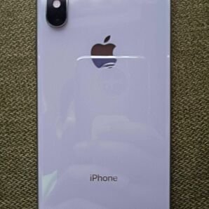 iPhone Xs シルバー SIMフリー 白ロム XS スマホ スマートフォン Apple