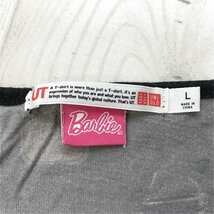UNIQLO ユニクロ × Barbie バービー レディース ユニクロ 香水プリント 半袖Tシャツ L グレー_画像2