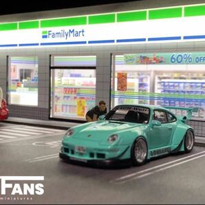 即納　G-FANS 1/64 family mart ジオラマ　点灯 組立式　駐車場付き　新品未開封②