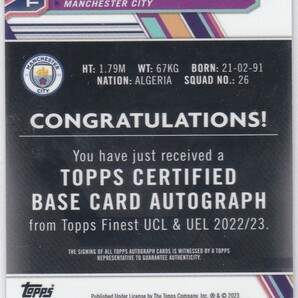 RIYAD MAHREZ (MANCHESTER CITY) 2022-23 TOPPS FINEST UEFA CLUB COMPETITIONS AUTO BLUE REFRACTOR (#/150)の画像2