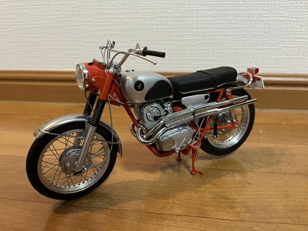 訳あり,アウトレット品,EBBRO/エブロ　1/10　Honda CL72 1962(red)/ホンダ/バイク