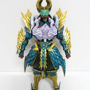 HO-112◆BANDAI S.H.Figuarts モンスターハンター 竹谷隆之 邪神覚醒 ジンオウガ フィギュア 中古品の画像2