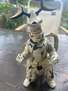 究極大怪獣シリーズ エレキング フィギュア ウルトラマン　本体のみ