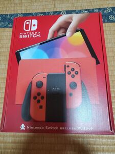 Nintendo Switch（有機ELモデル） マリオレッド [ゲーム機本体]