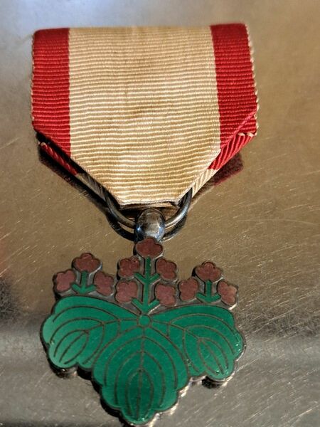 勲七等青色桐葉章　 勲章 旧日本軍 記章 記念章 アンティーク　メダル　