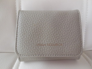 ▼美品▼URBAN　RESEARCH▼カーキベージュ▼三つ折り財布▼アーバンリサーチ▼