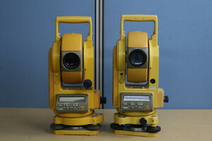 【TOPCON CS-20 CS-20A】トータルステーション２点　測量機　ジャンク!!部品取り　管24ざ412