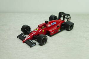 タバコ マルボロ シートベルト デカール 京商 サンクス 1/64 フェラーリ F1-87/88C #27 1988 中古品