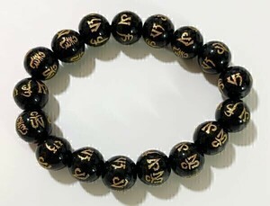 [Premio Fortuna] black . stone. six character genuine .( Mantra ) bracele black . stone 8 millimeter . use all .. gold. genuine . stamp 306136##