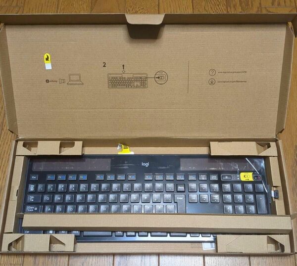 Logicool K750R ロジクール　キーボード　新品同様