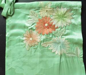ふんどし　もっこ褌 　モッコ　Ｌサイズ　絹・シルク 　刺繍　前幅 ２９CM 　長さ６６CM　　 M-１０１２
